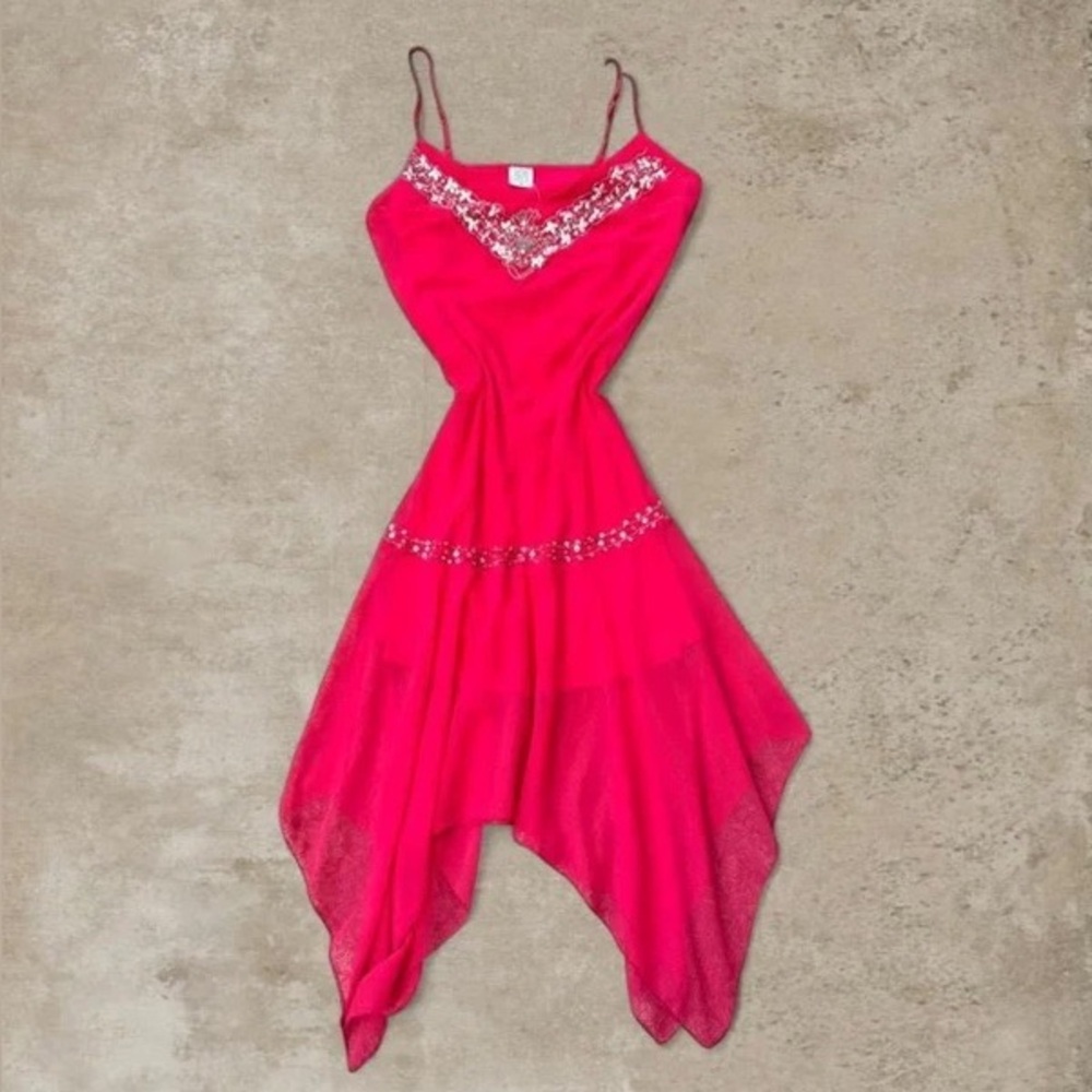 Elegant Pink Sleeveless Dress